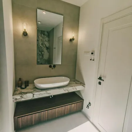Villa House Tiho - Exclusive Private Retreat With Pool