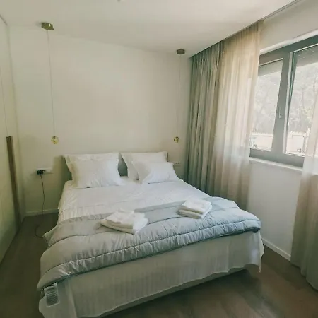 House Tiho - Exclusive Private Retreat With Pool Villa *